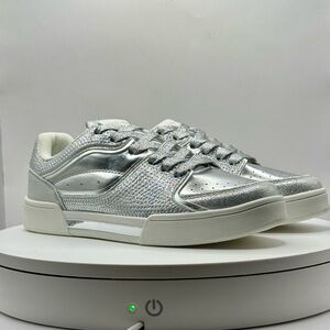 NWB Lucky Step Silver Rhinestone Sneakers‎ Women’s Size 8